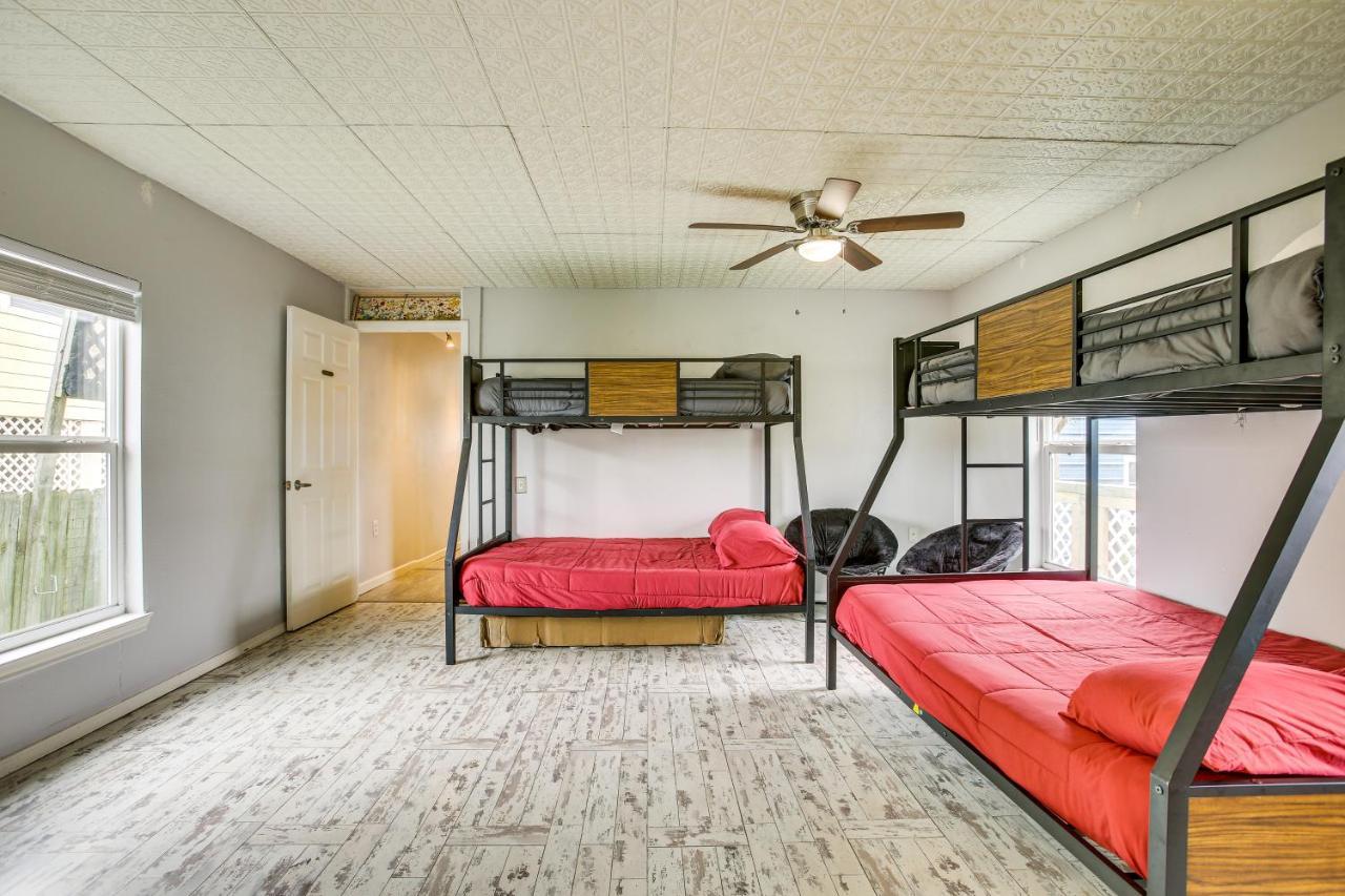 Galveston Cottage About 1 Mi To Beach Pet Friendly! Экстерьер фото