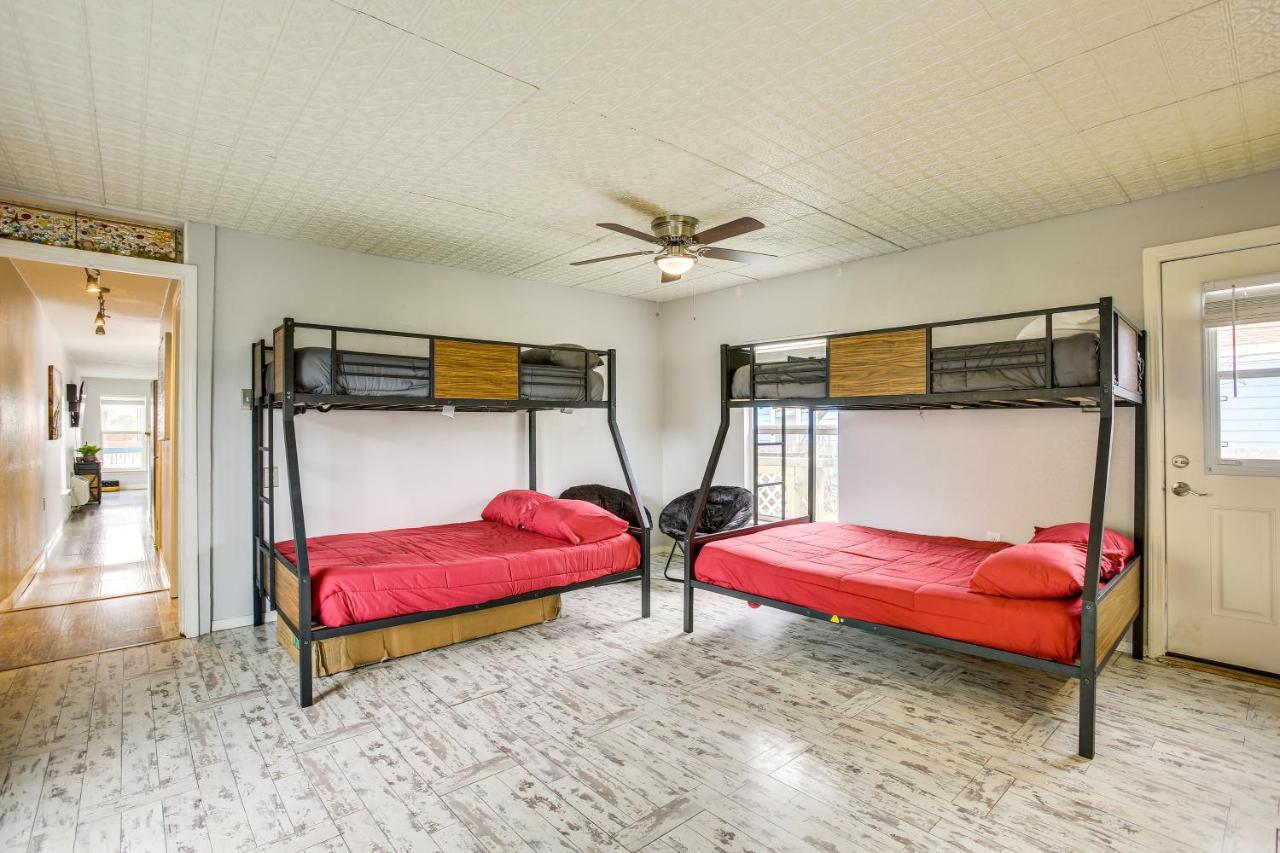 Galveston Cottage About 1 Mi To Beach Pet Friendly! Экстерьер фото